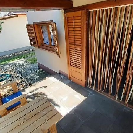 Relax Ii. Vendeghaz Prázdninový dům *
