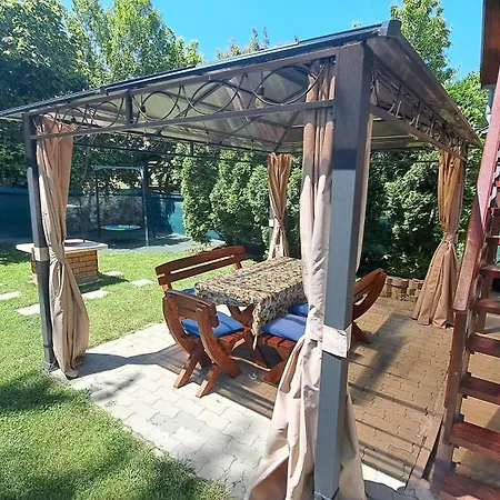 Relax Ii. Vendeghaz Prázdninový dům *